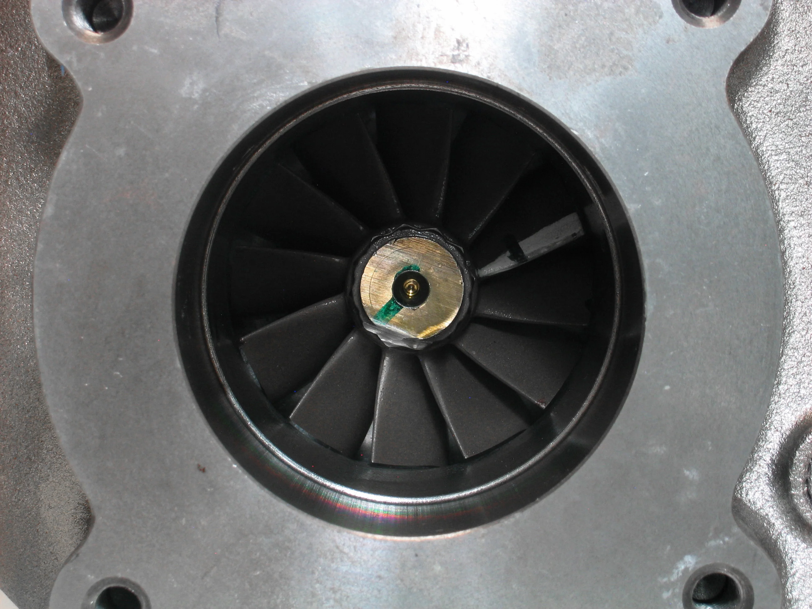 NEW Holset HX40 Turbo Marine Cummins 6BTAM 5.9L Diesel Engine 3536621 3536620 - Image 4