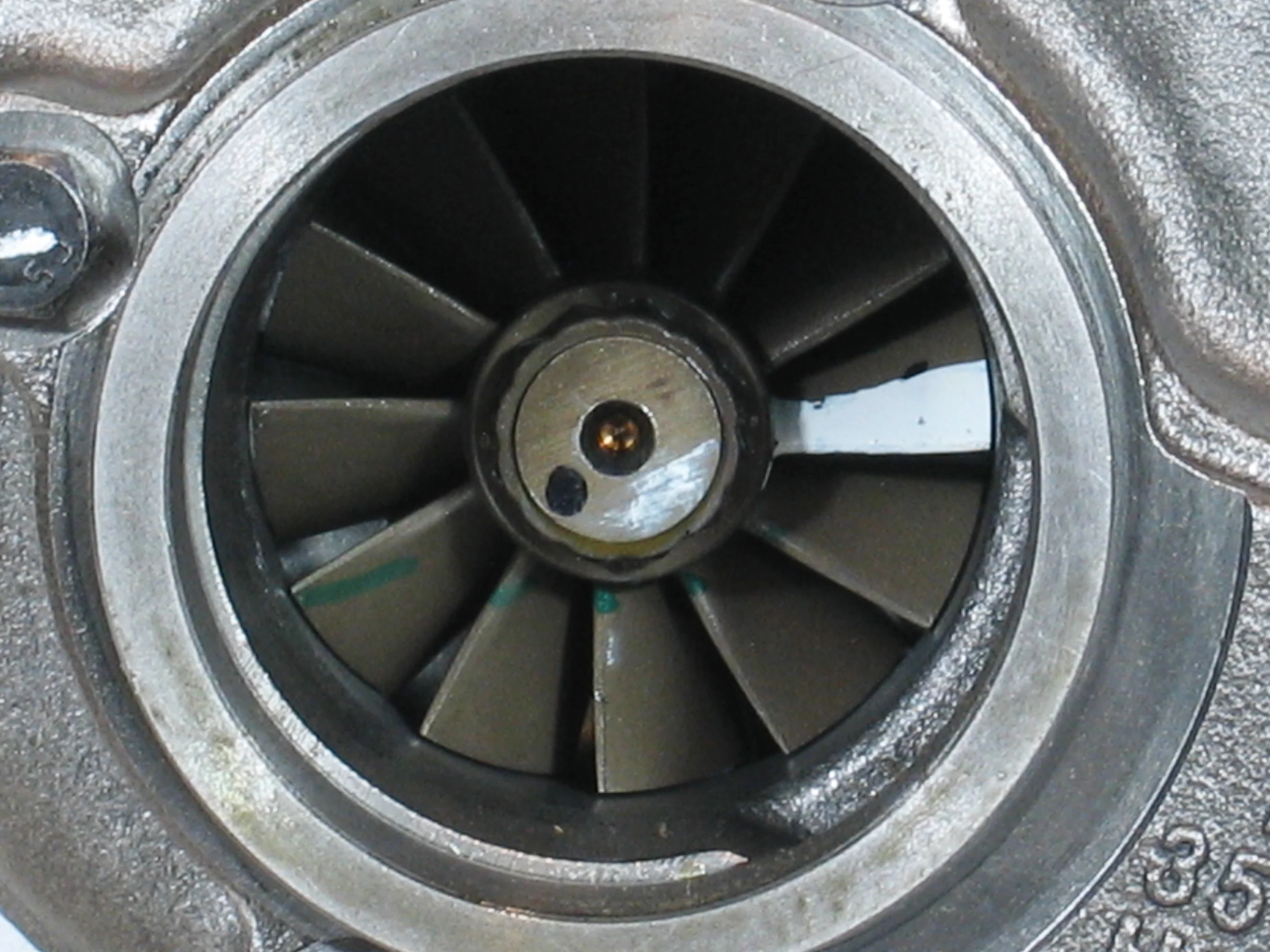 NEW OEM Holset HX35G Turbo Water Cool Westport B-Plus Cummins CNG Engine 3768611 - Image 3