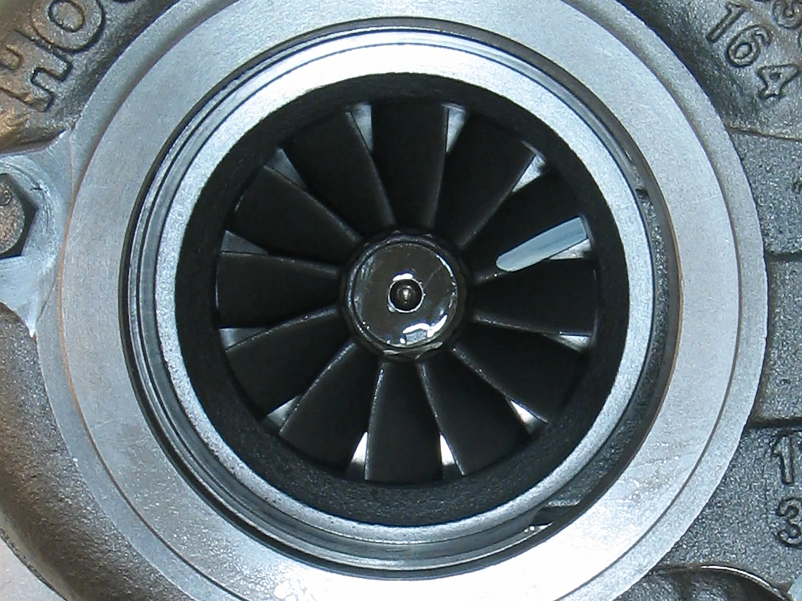 NEW OEM Holset HE400FG HX40 Turbo Komatsu Industrial Cummins 6LTA QSC 3794847 - Image 5