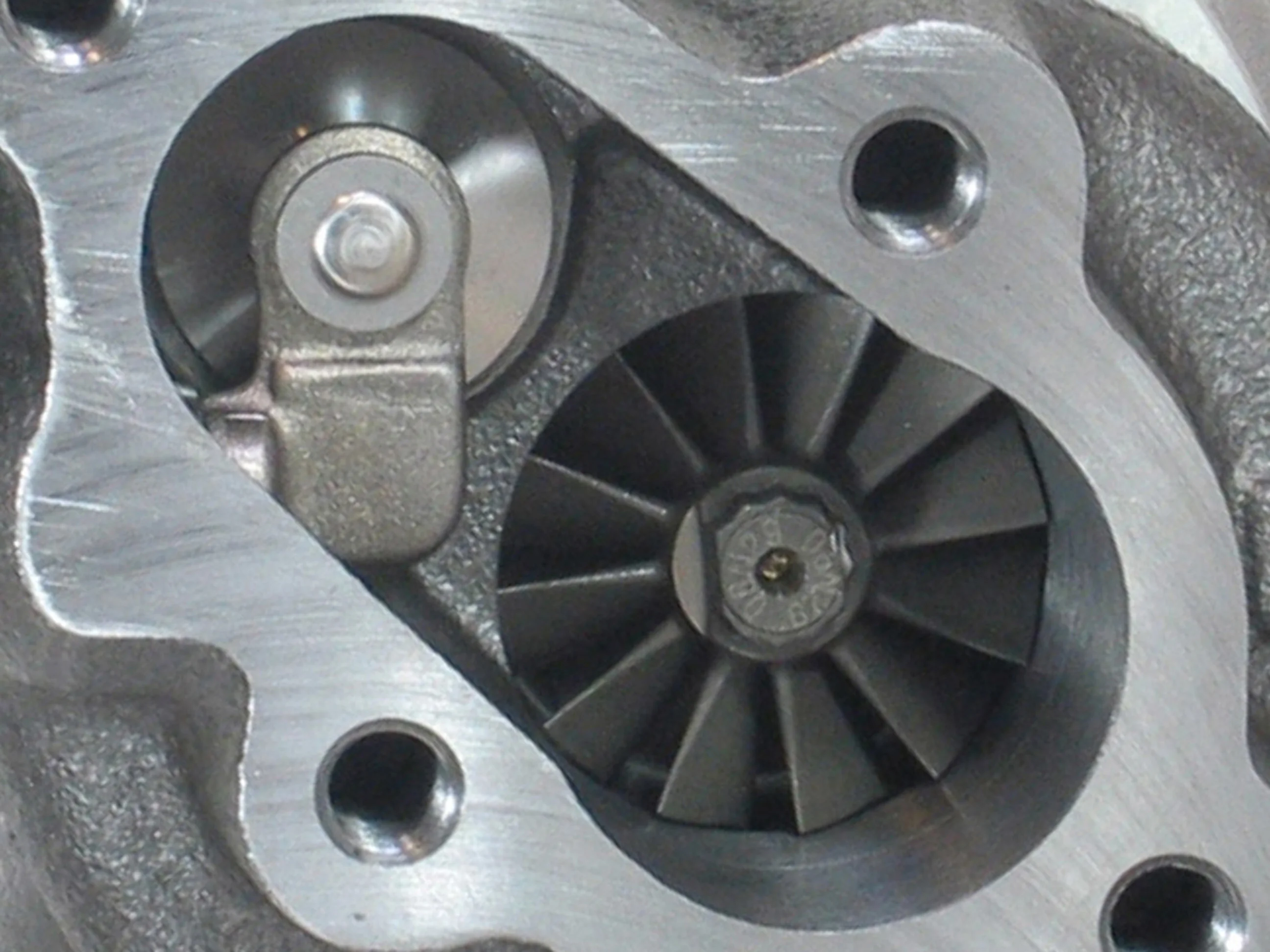 NEW Mitsubishi TD025L Turbo Kubota Motor Tractor D1503 1.5L Engine 49173-03200 - Image 3