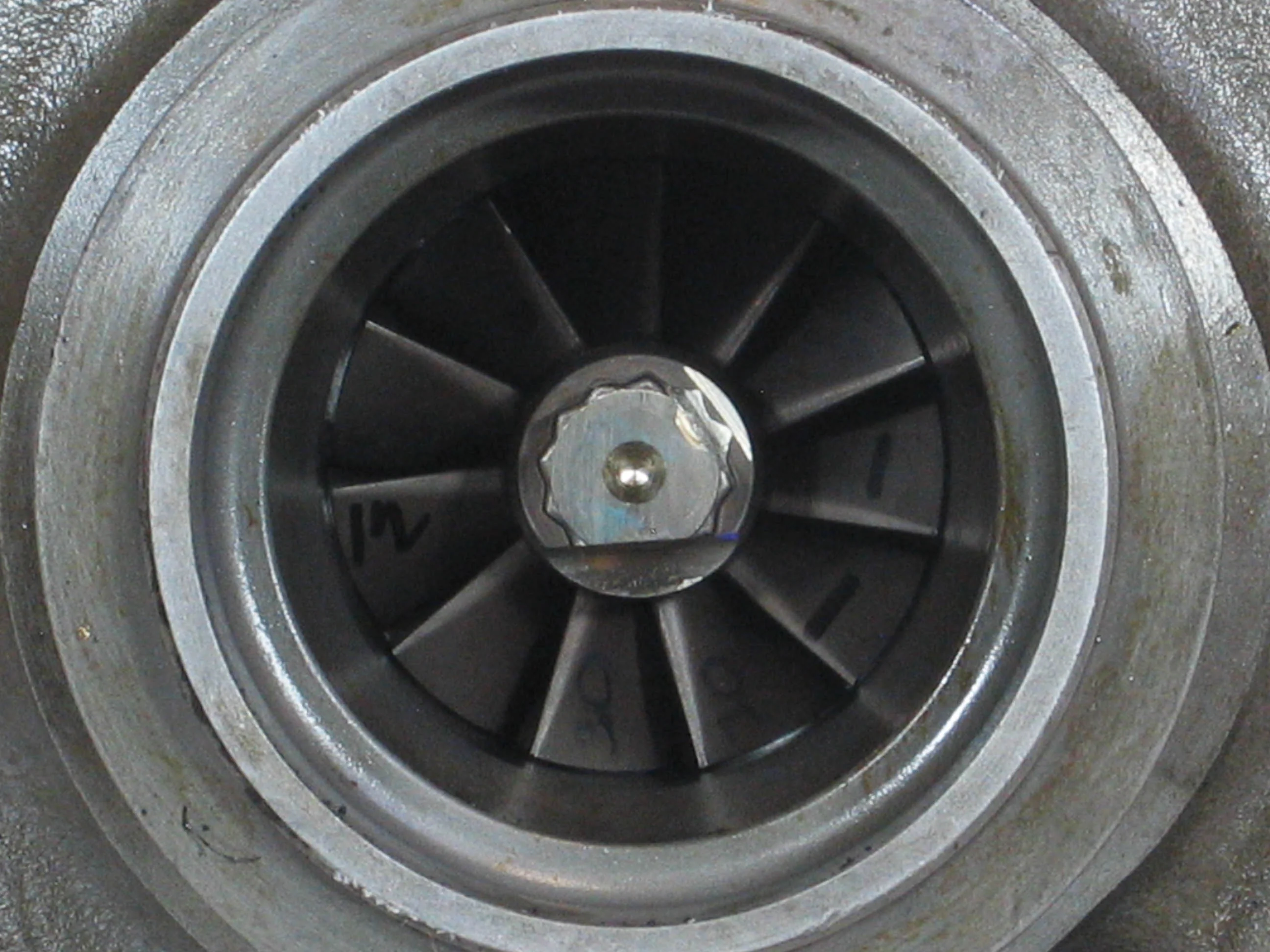 B2UV Turbo International Truck MaxxForce DT466 I326 7.6L 177533 12639880001 - Image 3
