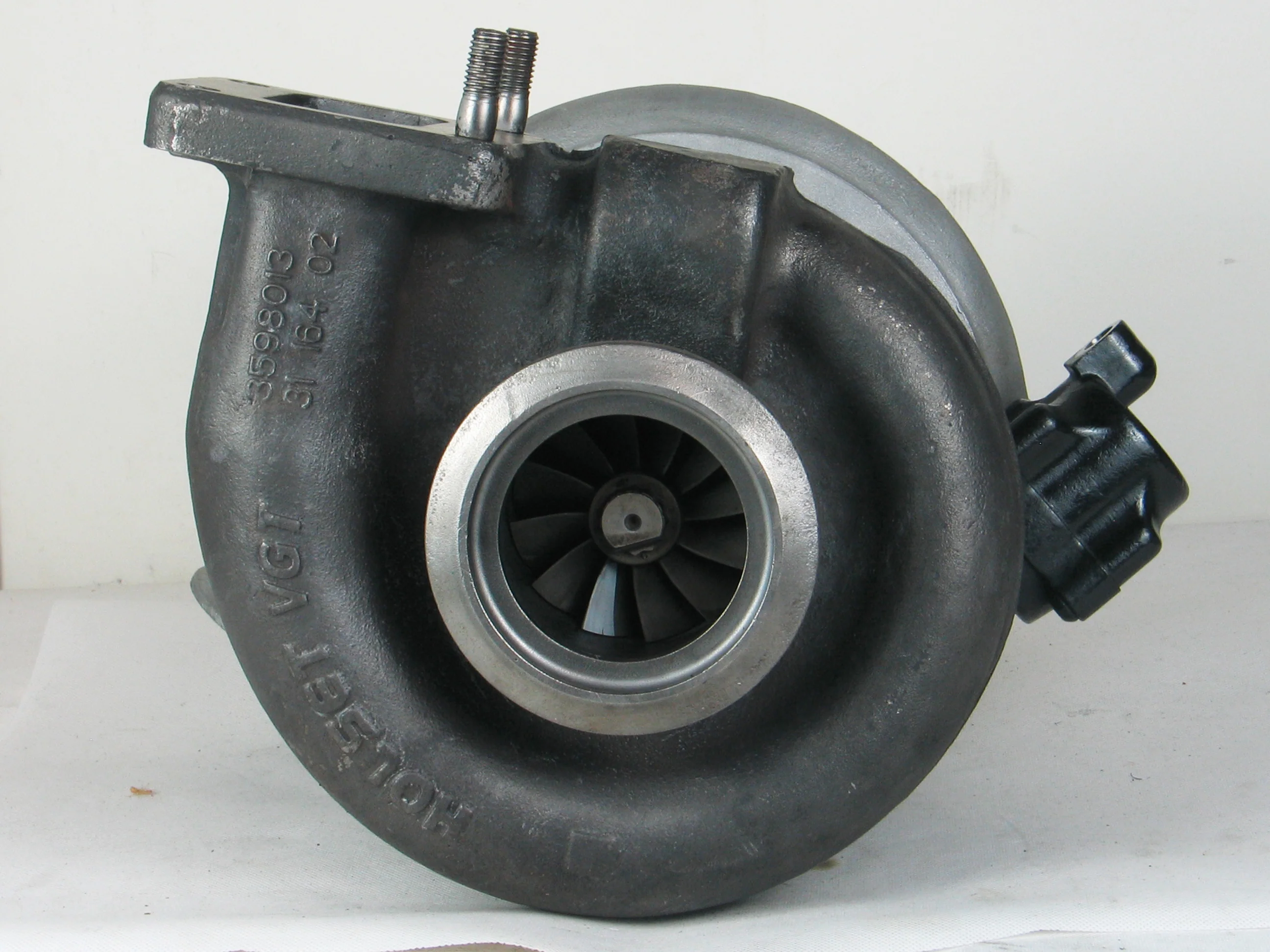 HE551V Turbocharger Cummins Signature ISX QSX15 Engine 4043225 4045752 - Image 3