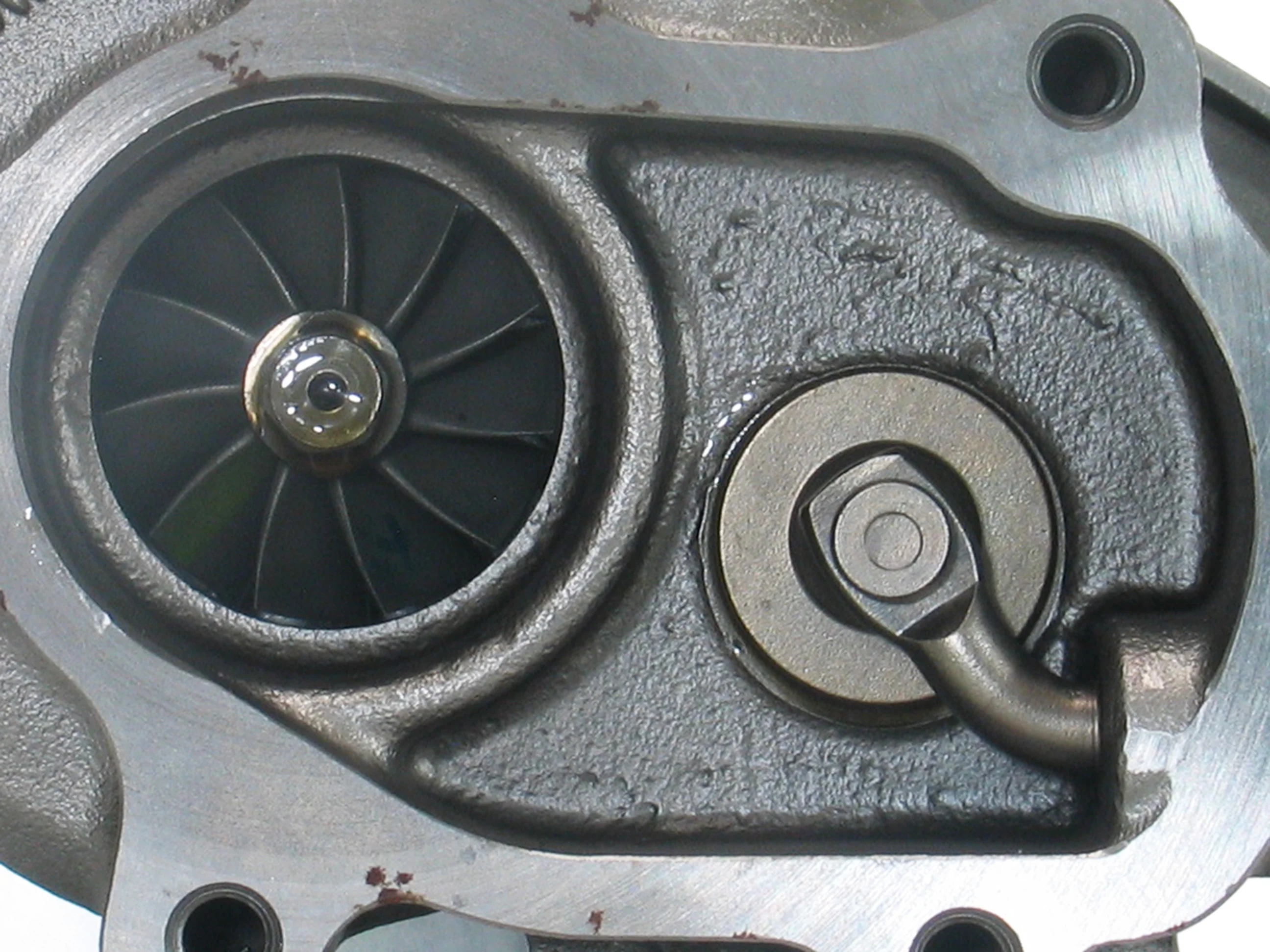 TB25 Turbo Universal T2 Journal Bearing Oil Cooled Isuzu 1118300TC 471169-5006 - Image 4