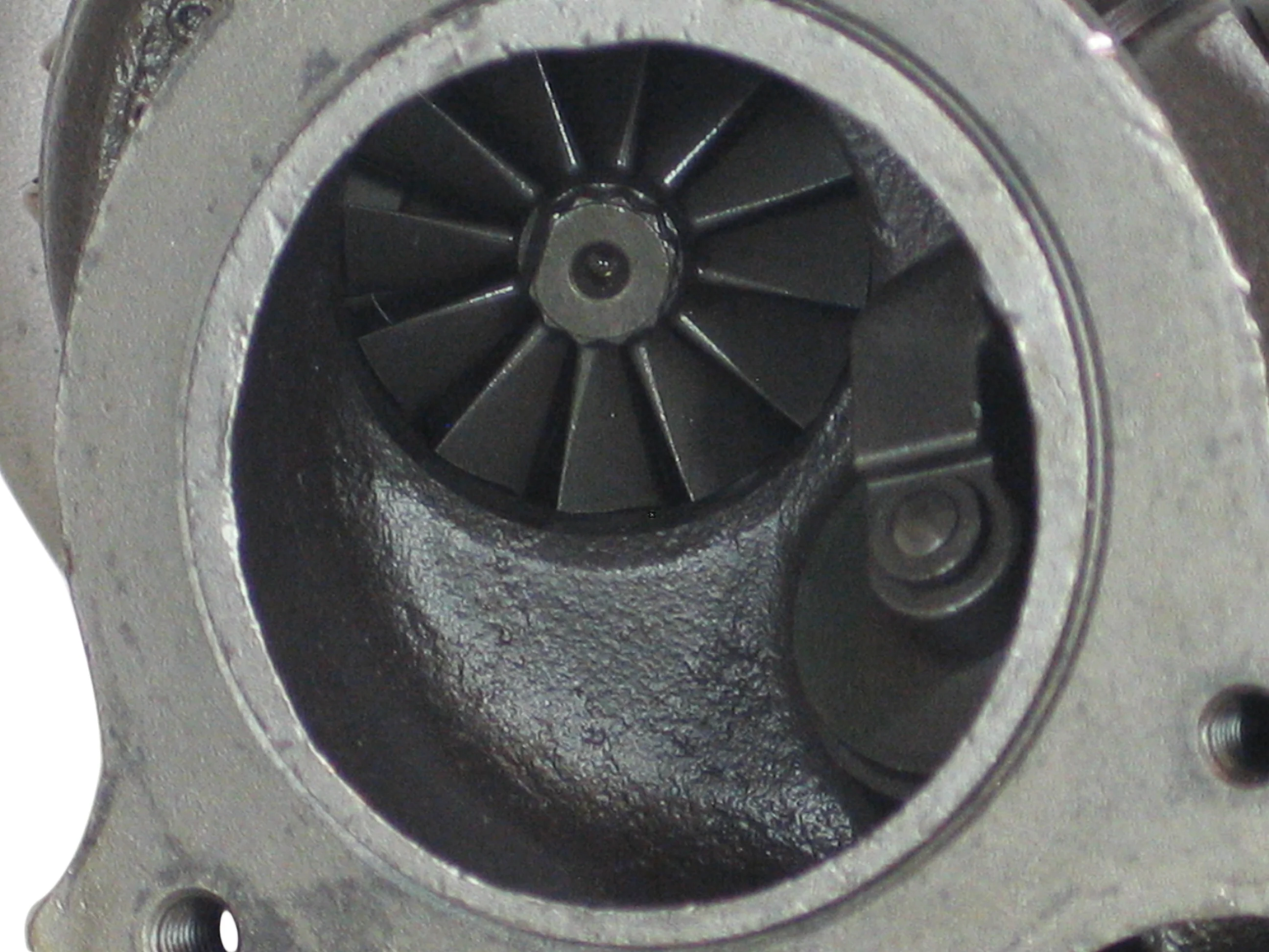 TD04HL Turbo Volvo S60 S70 V70 N2P23HT 2.3L Gasoline Engine 49189-05102 - Image 3