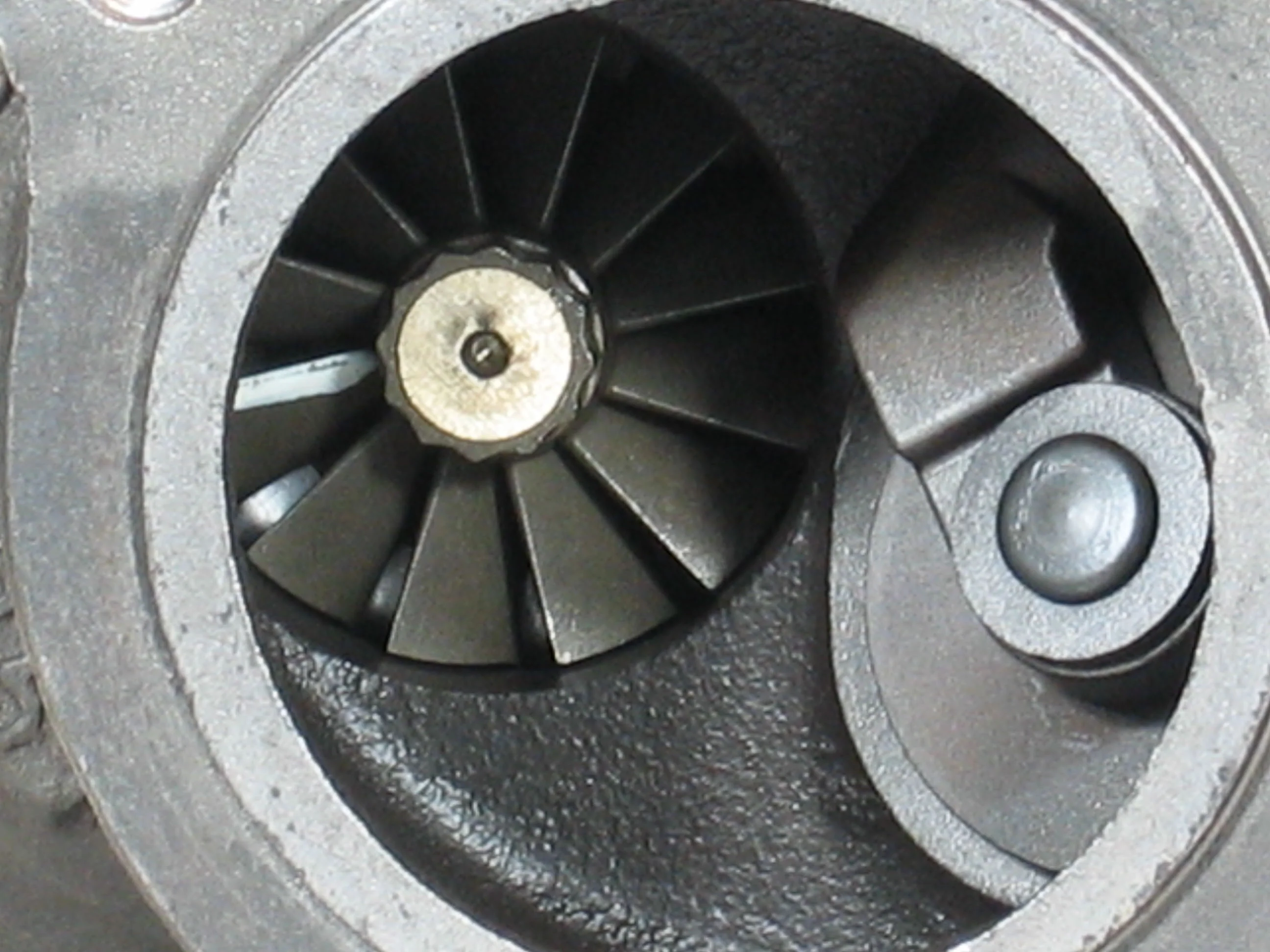 TD04L Turbocharger Volvo S40 V40 N1P20LT 2.0L Gas Engine 49377-06251 Turbo - Image 3