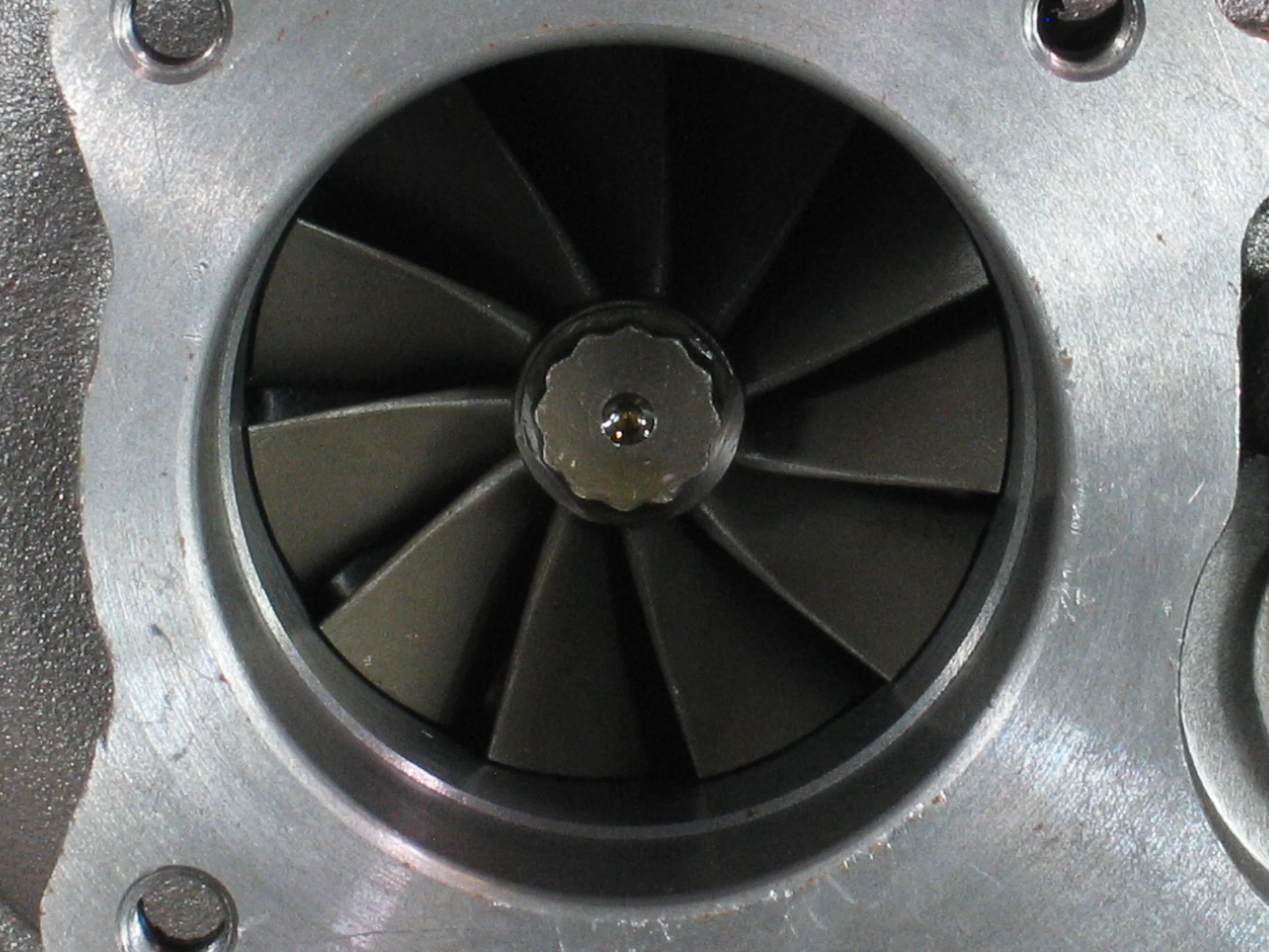 NEW RHC61A Turbo Hino FB14 Rainbow RB145 W04C-T W04C-TI 6T-545 VF240023 VX18 - Image 3